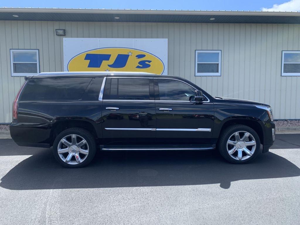 2018 Cadillac Escalade ESV Luxury 4WD