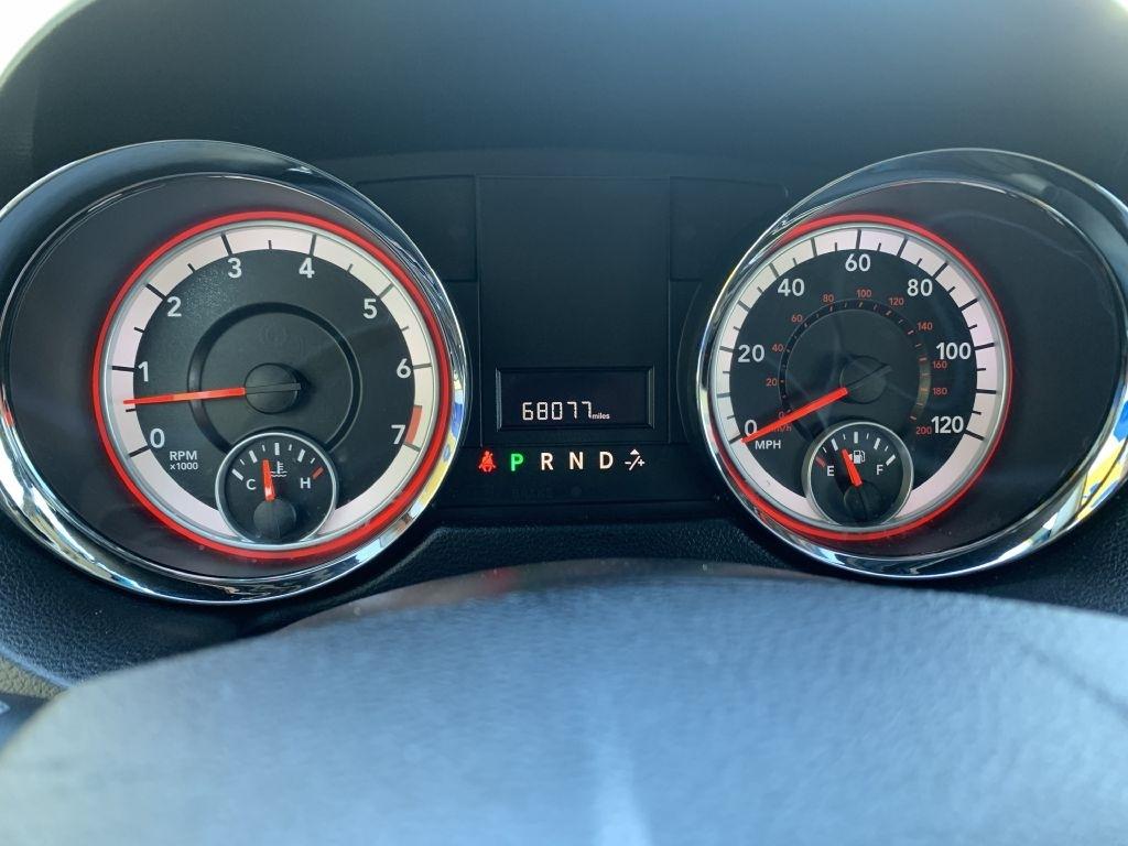 Dodge Grand Caravan SXT 2012