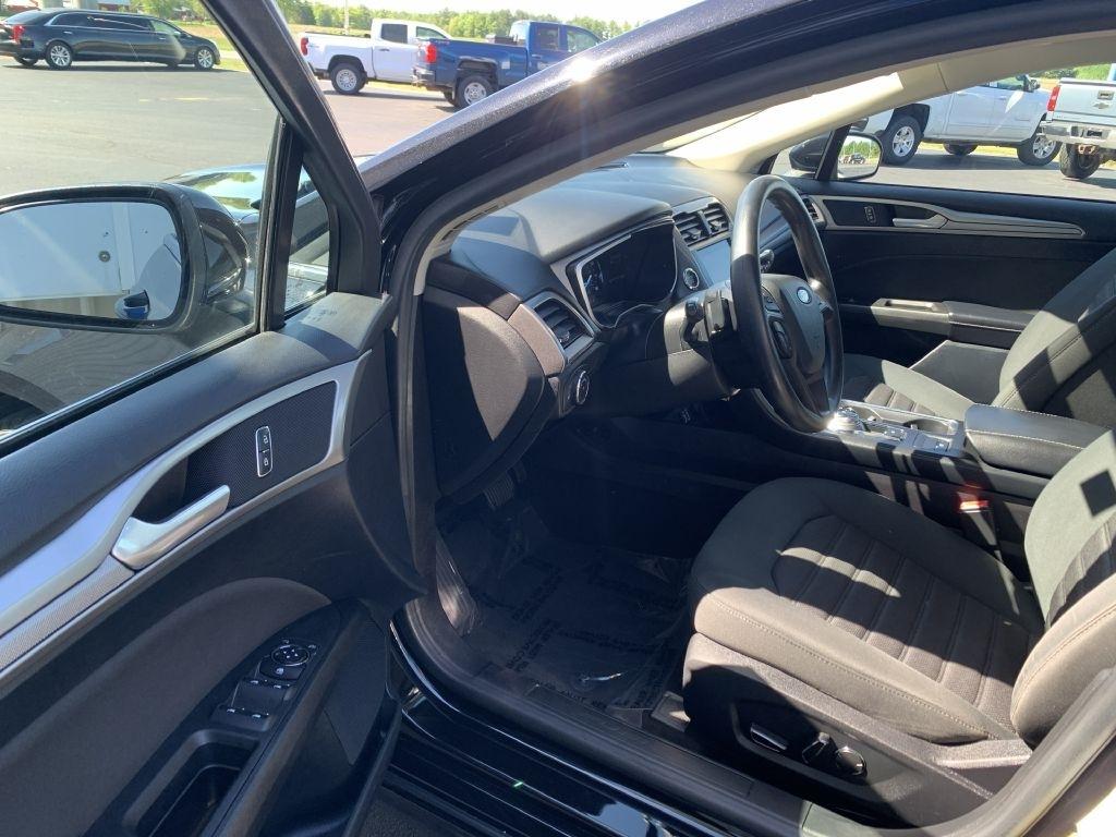 Ford Fusion SE 2019