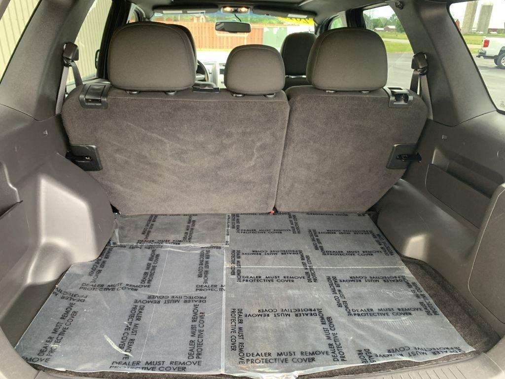 Ford Escape XLT 4WD 2012