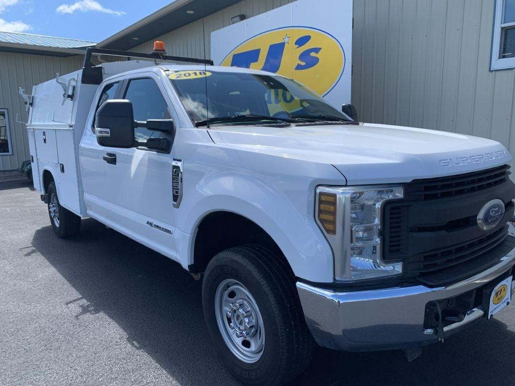Ford F-350 SD XL SuperCab 4WD 2018