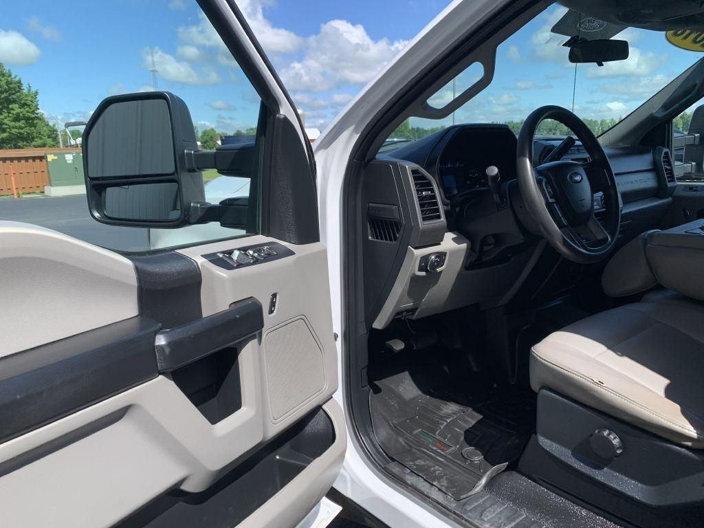 Ford F-350 SD XL SuperCab 4WD 2018