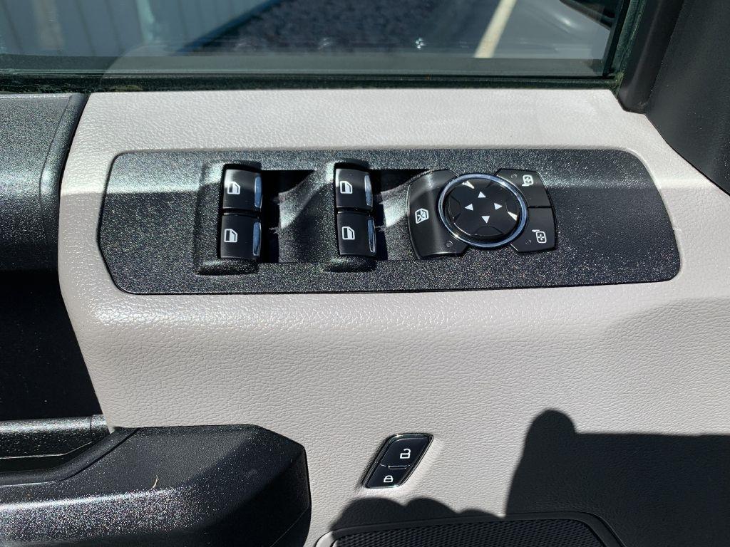 Ford F-350 SD XL SuperCab 4WD 2018