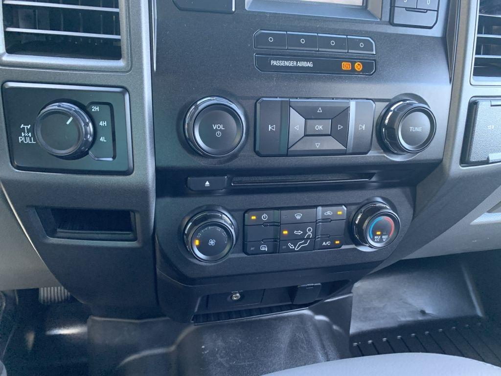 Ford F-350 SD XL SuperCab 4WD 2018