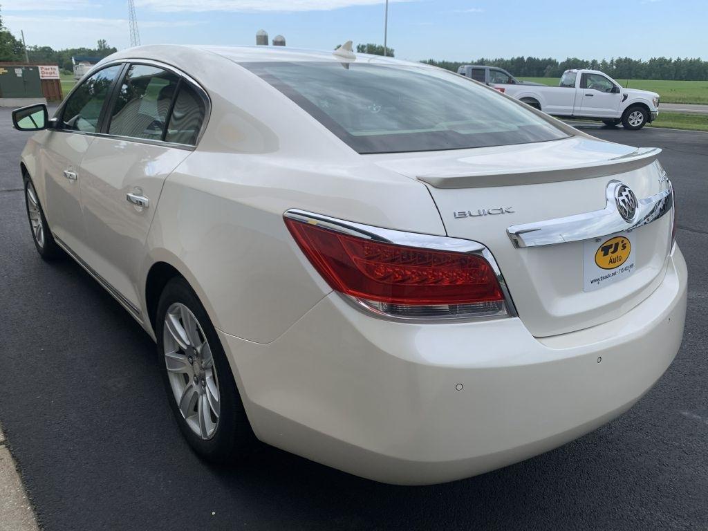Buick LaCrosse CXL FWD 2011