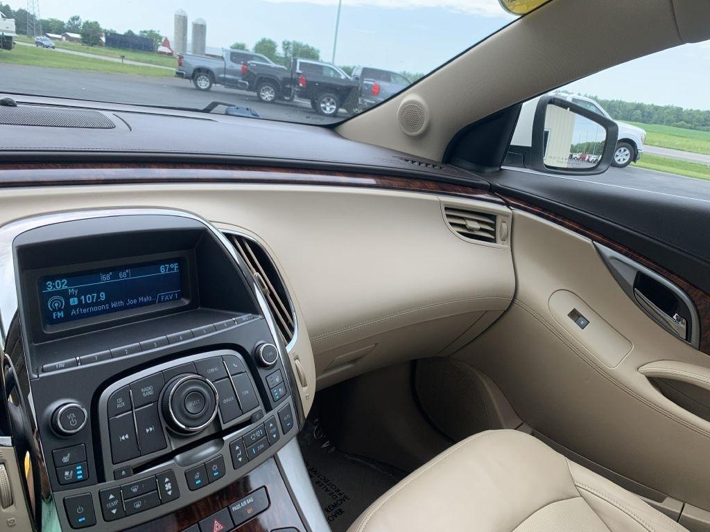 Buick LaCrosse CXL FWD 2011