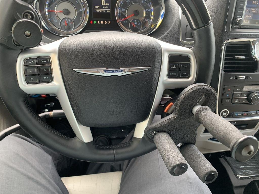 Chrysler Town & Country Limited 2014