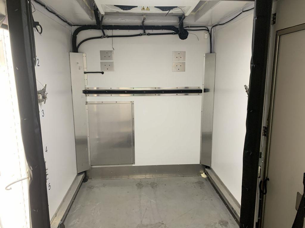 Ford Econoline E-350 Super Duty 2023