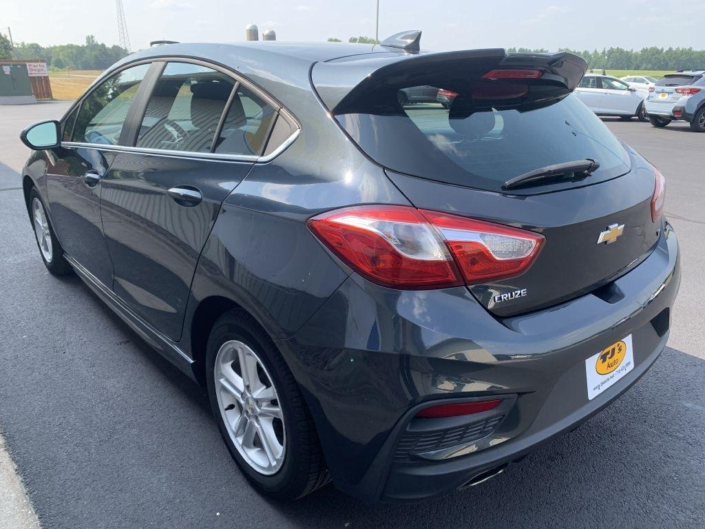 Chevrolet Cruze LT Auto Hatchback 2017