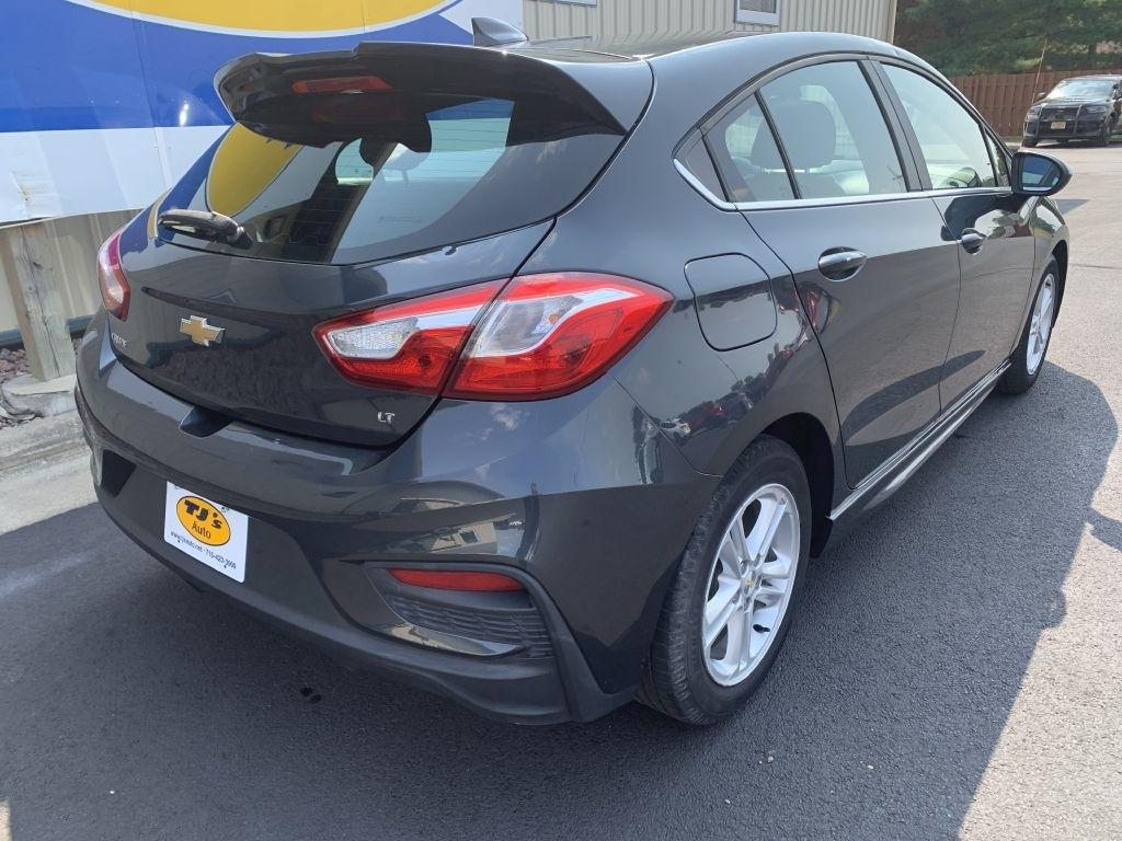 Chevrolet Cruze LT Auto Hatchback 2017