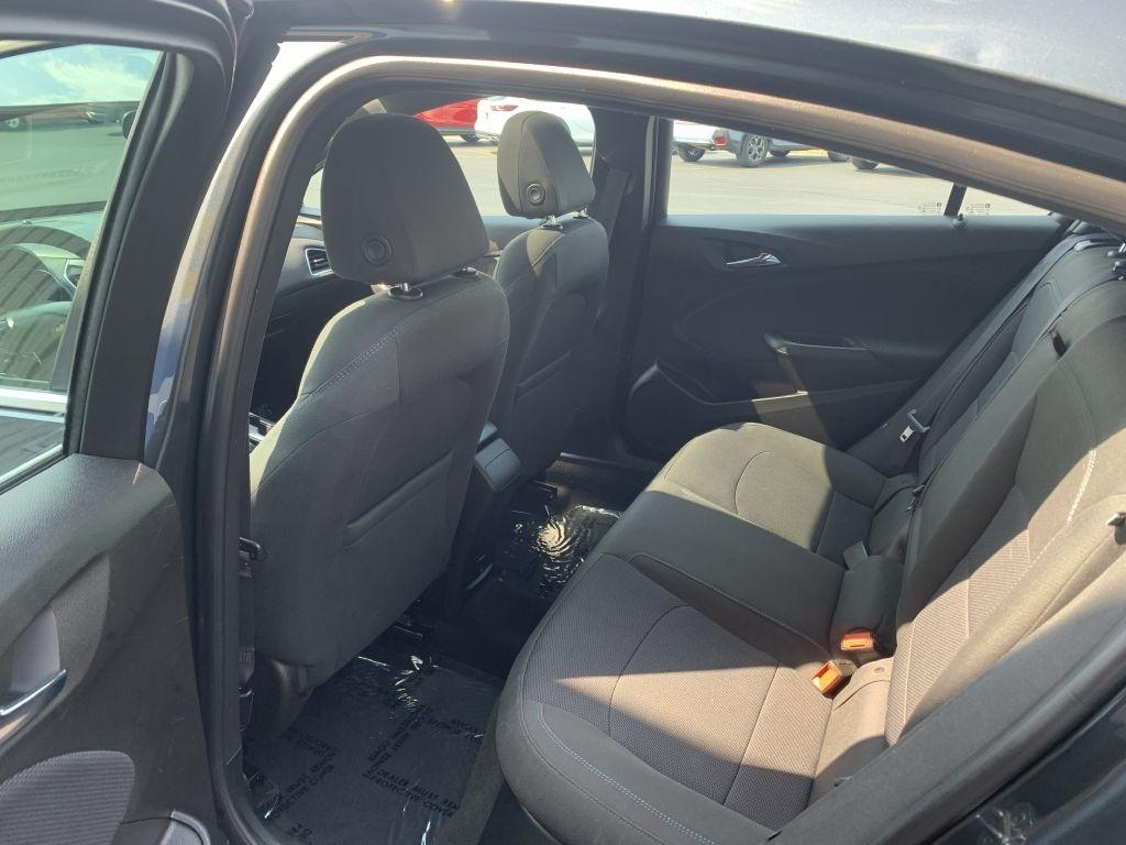 Chevrolet Cruze LT Auto Hatchback 2017