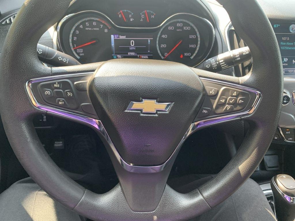 Chevrolet Cruze LT Auto Hatchback 2017