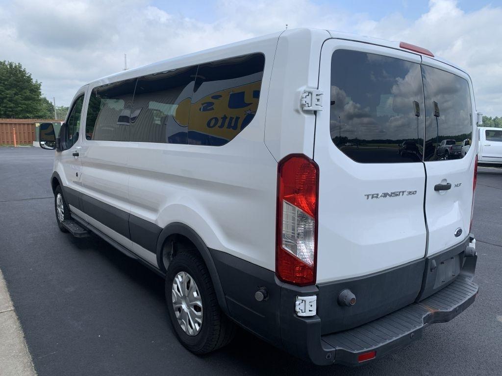 Ford Transit 350 Wagon Low Roof XL w/Sliding Pass. 148-in. WB 2016