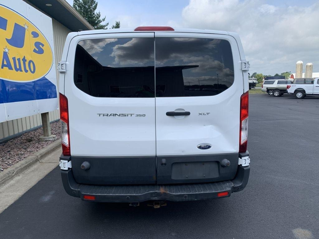Ford Transit 350 Wagon Low Roof XL w/Sliding Pass. 148-in. WB 2016