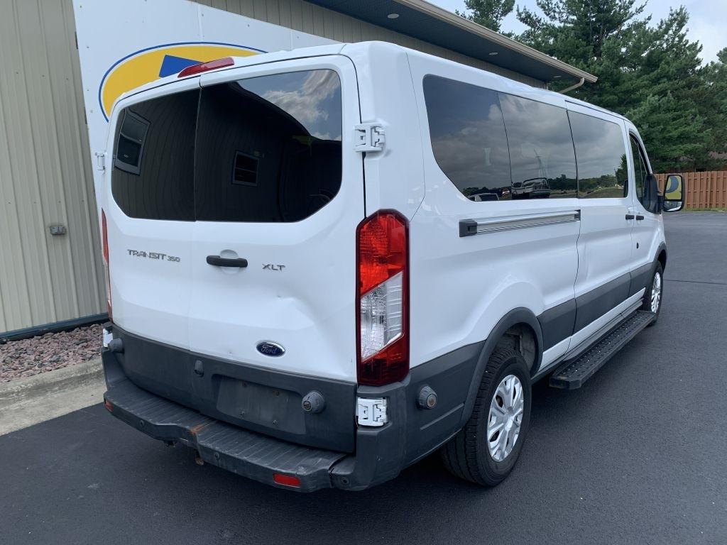 Ford Transit 350 Wagon Low Roof XL w/Sliding Pass. 148-in. WB 2016