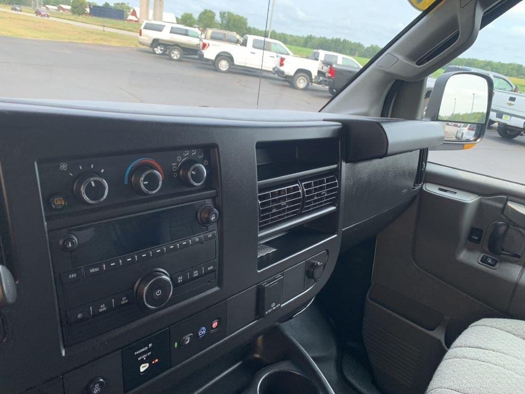 Chevrolet Express G3500 139" 2021