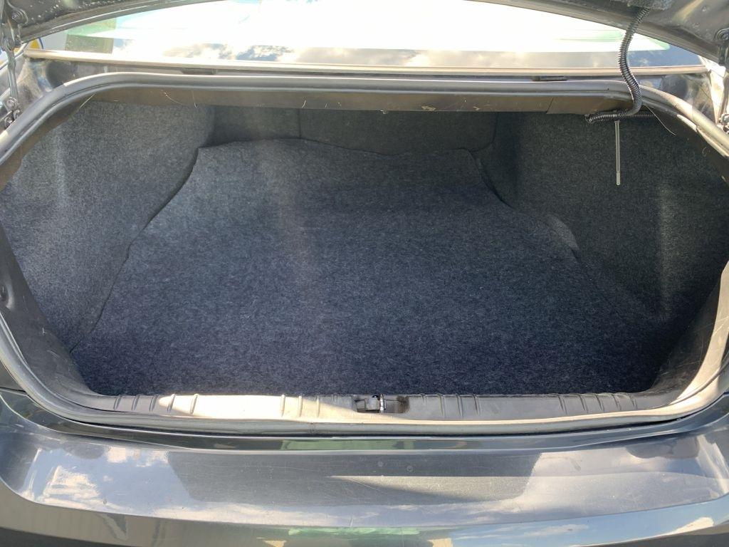Chevrolet Impala LT (Fleet) 2012
