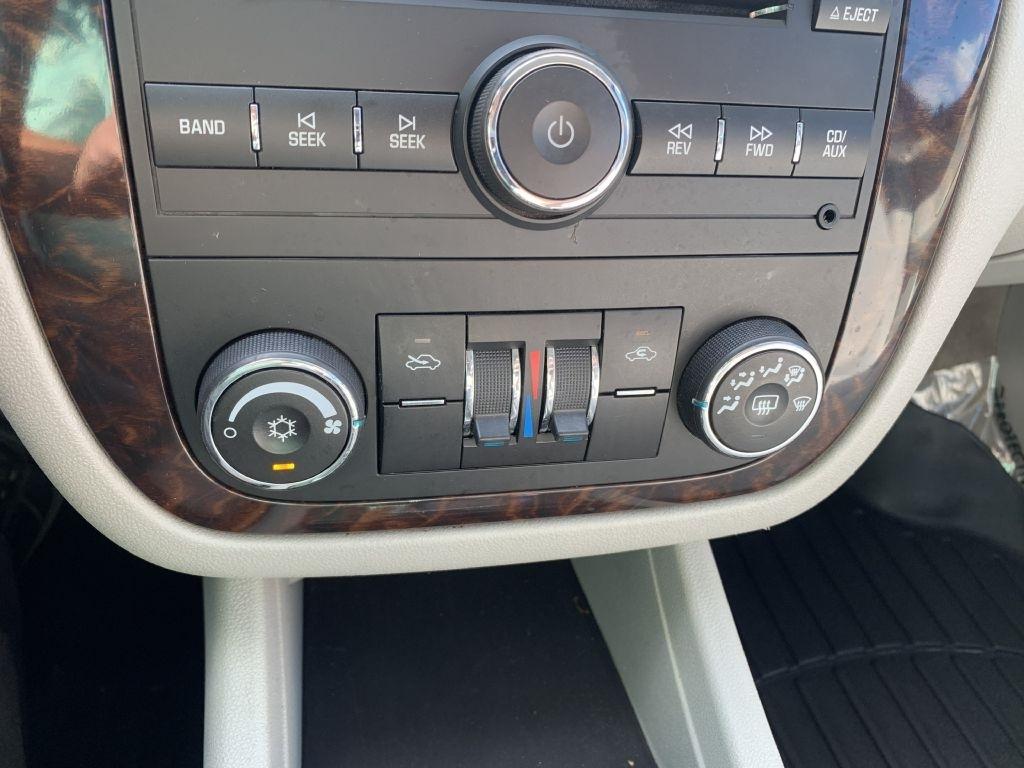 Chevrolet Impala LT (Fleet) 2012