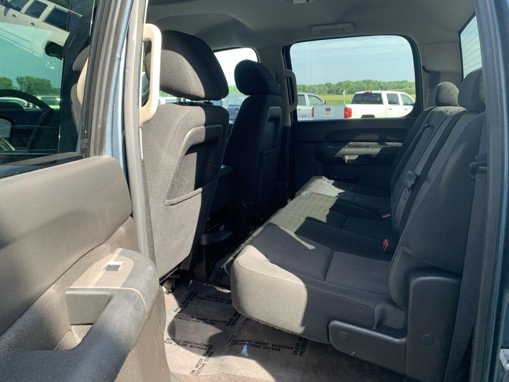 GMC Sierra 2500HD SLE Crew Cab 4WD 2014