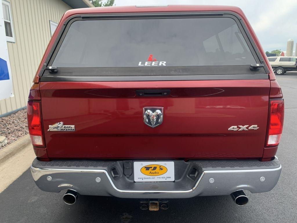 RAM 1500 SLT Crew Cab LWB 4WD 2015