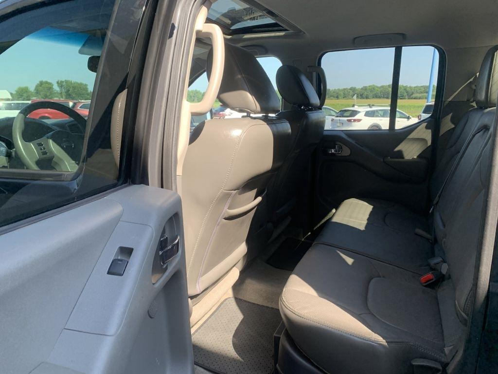 Nissan Frontier S Crew Cab 4WD 2012