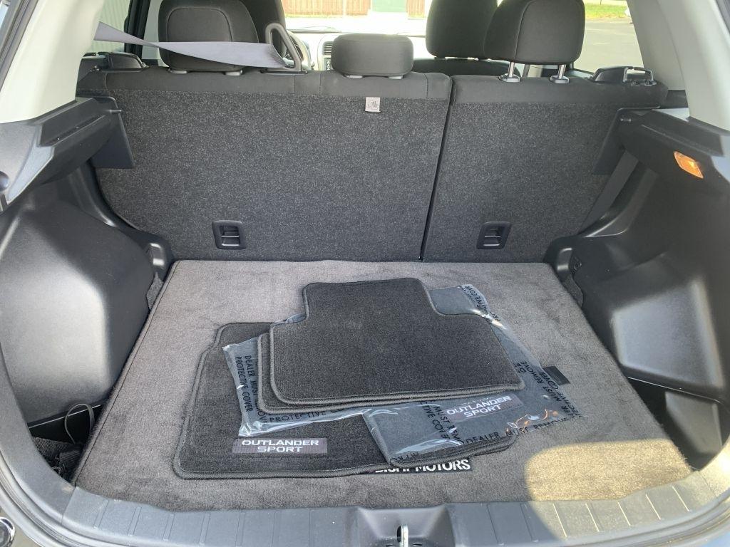 Mitsubishi Outlander Sport 2.0 ES 4WD CVT 2018