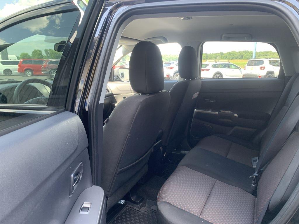 Mitsubishi Outlander Sport 2.0 ES 4WD CVT 2018