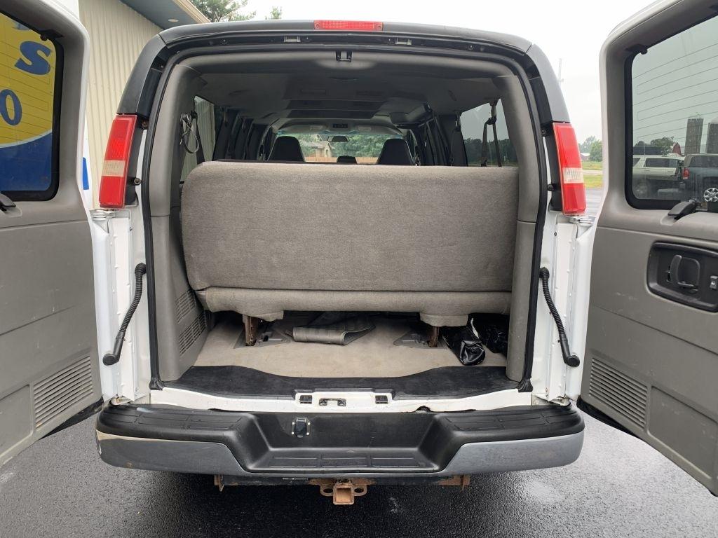Chevrolet Express LS 3500 Extended 2006