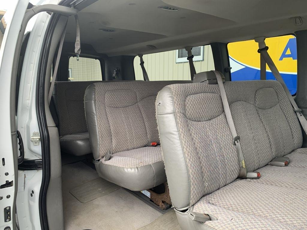 Chevrolet Express LS 3500 Extended 2006