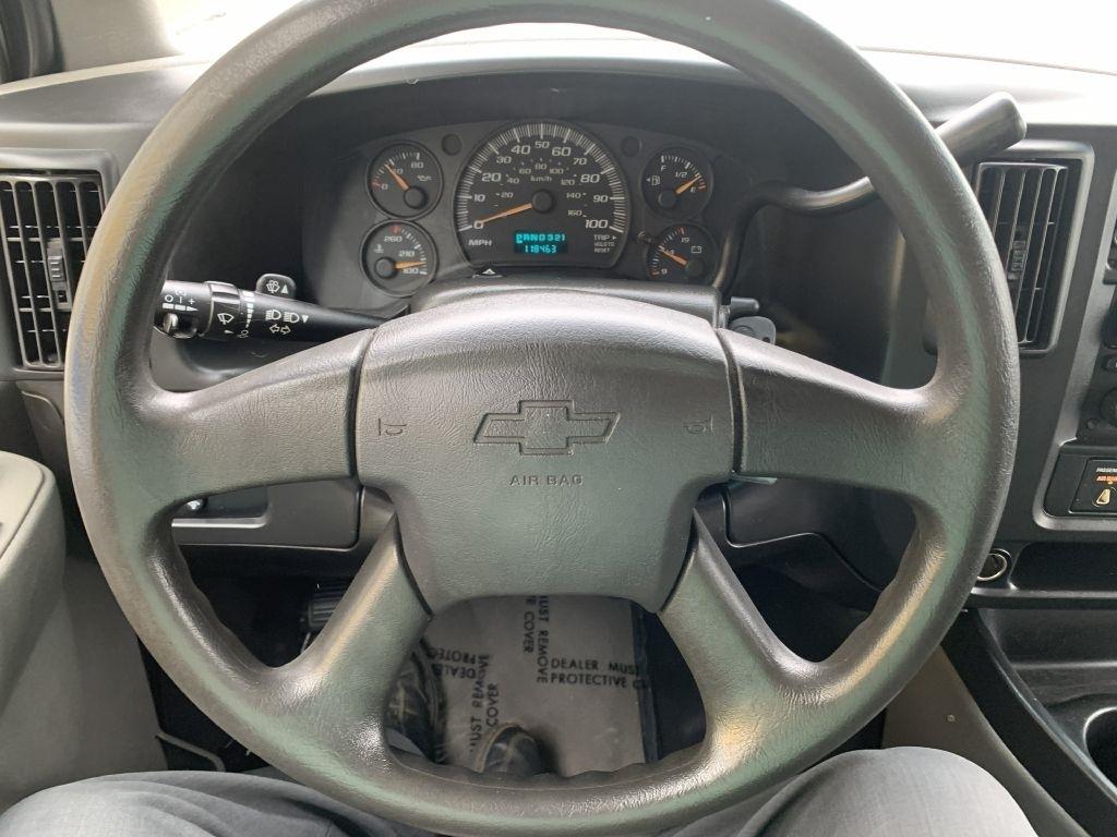 Chevrolet Express LS 3500 Extended 2006