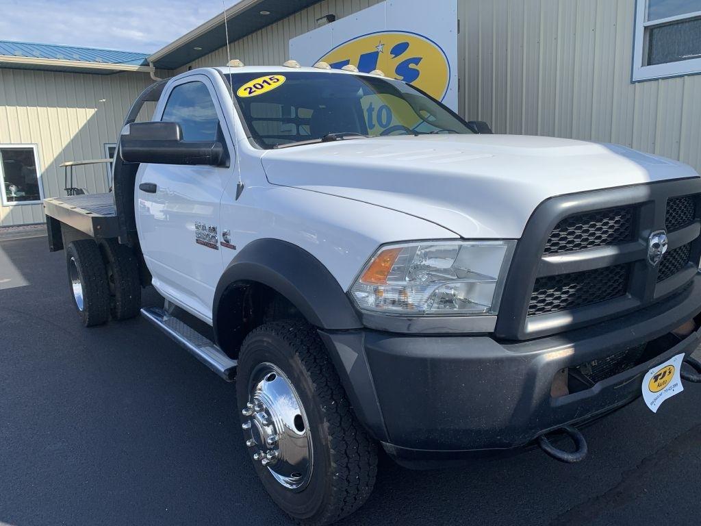 RAM 5500 Regular Cab SWB 4WD DRW 2015