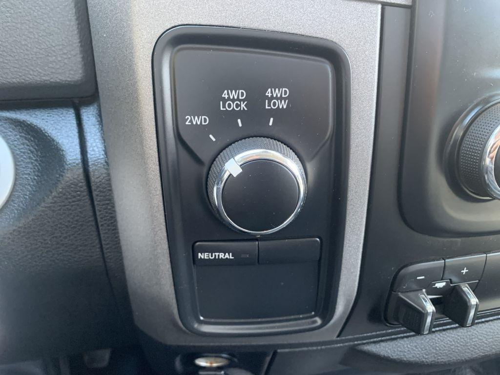 RAM 5500 Regular Cab SWB 4WD DRW 2015