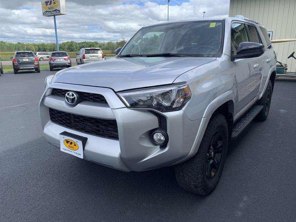 Toyota 4Runner SR5 4WD 2017
