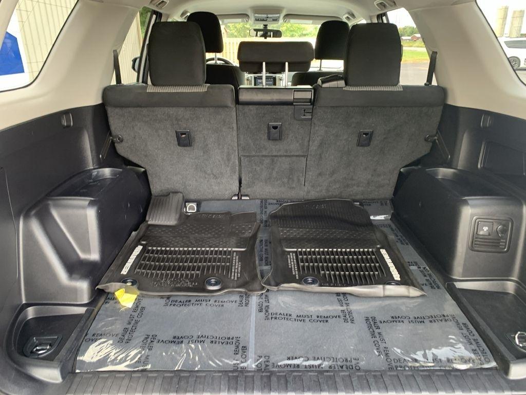 Toyota 4Runner SR5 4WD 2017