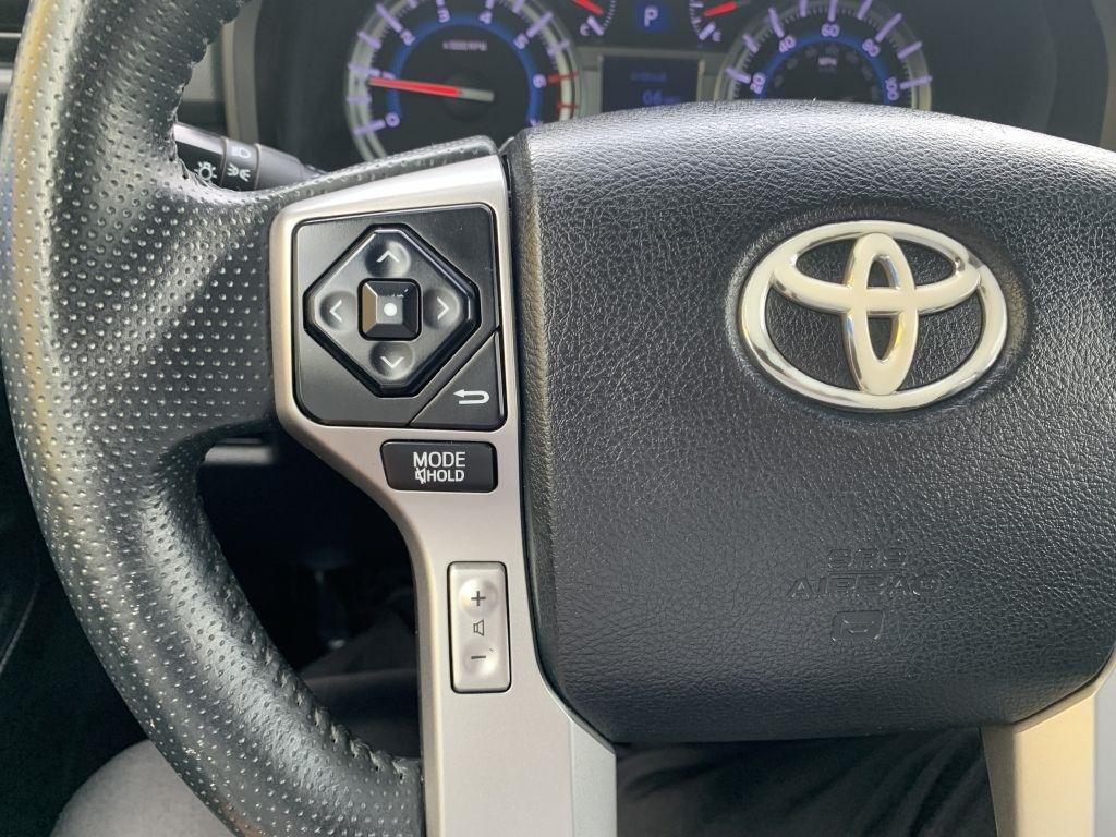 Toyota 4Runner SR5 4WD 2017