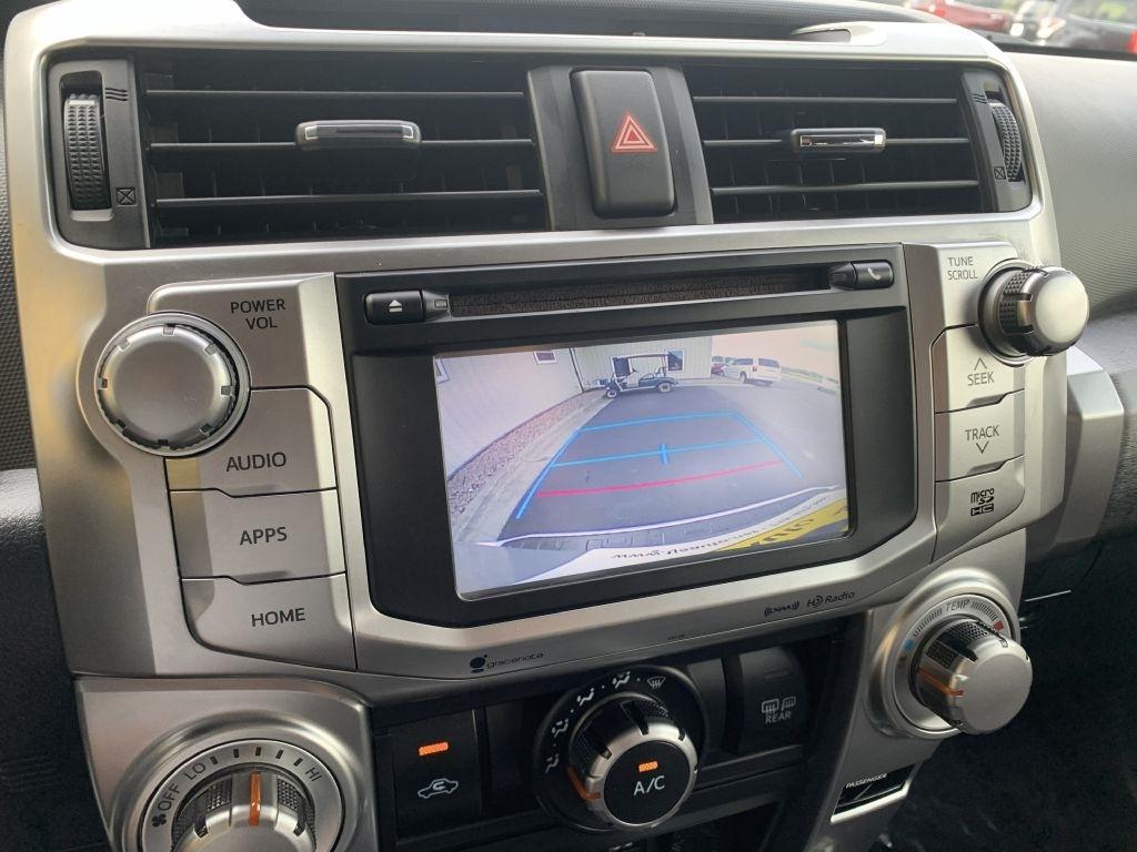 Toyota 4Runner SR5 4WD 2017