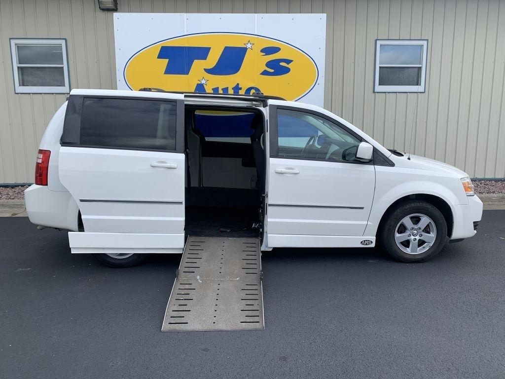 Dodge Grand Caravan SXT 2010