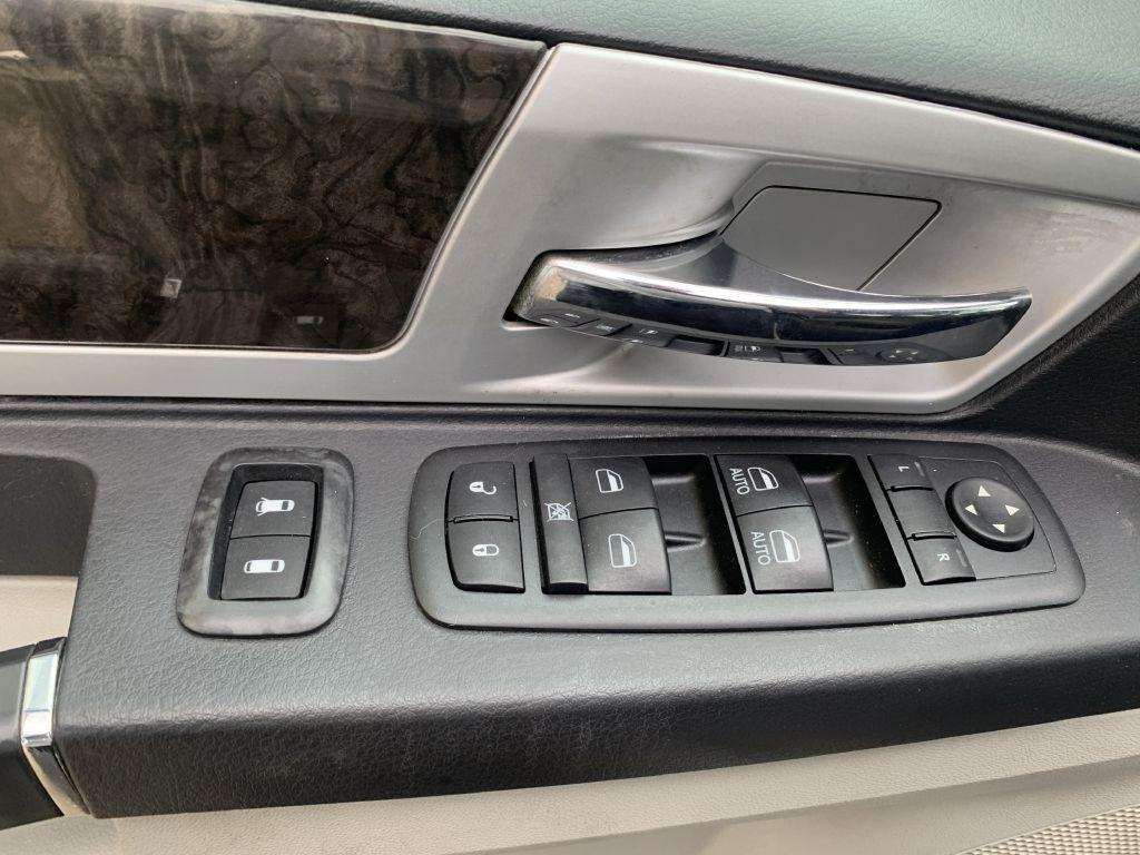 Dodge Grand Caravan SXT 2010