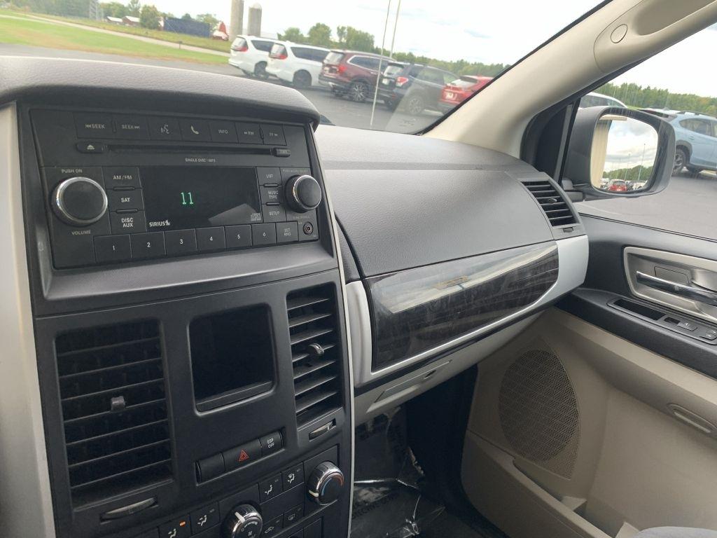 Dodge Grand Caravan SXT 2010