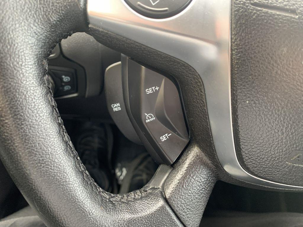 Ford Focus SE 2012