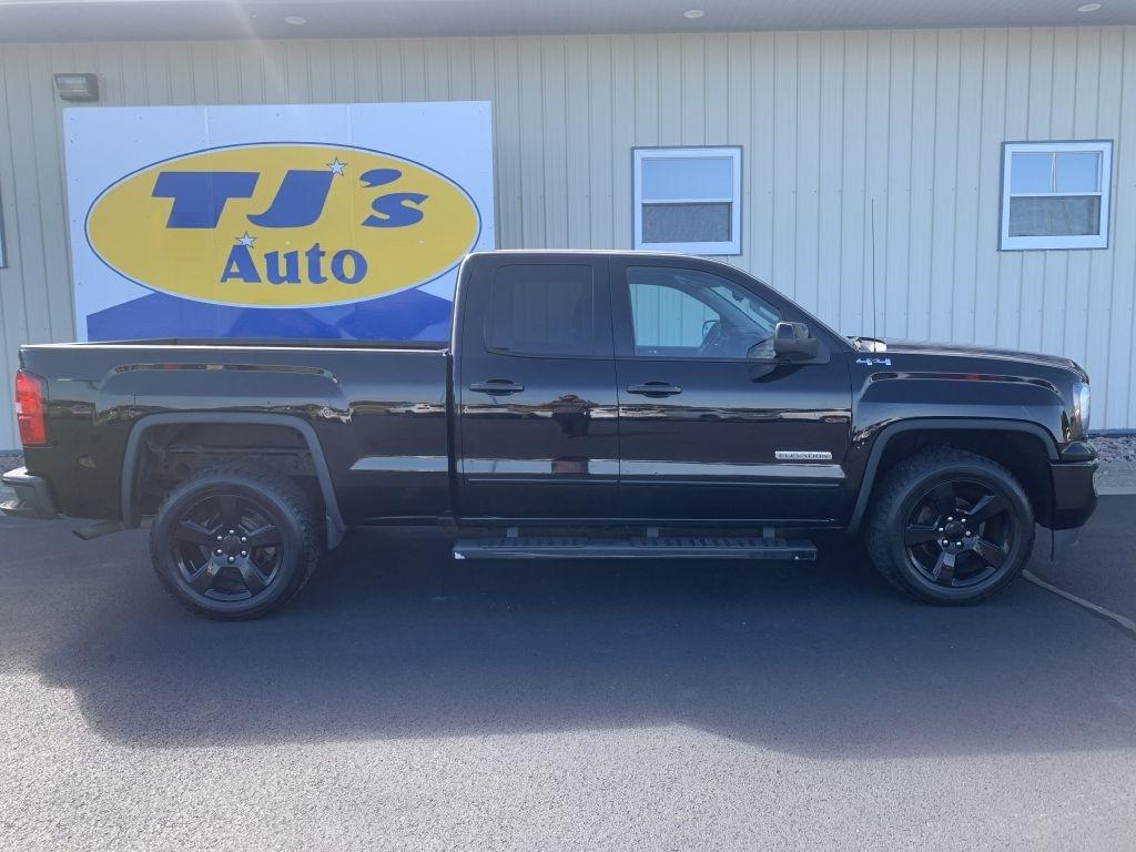 GMC Sierra 1500 Base Double Cab 4WD 2017