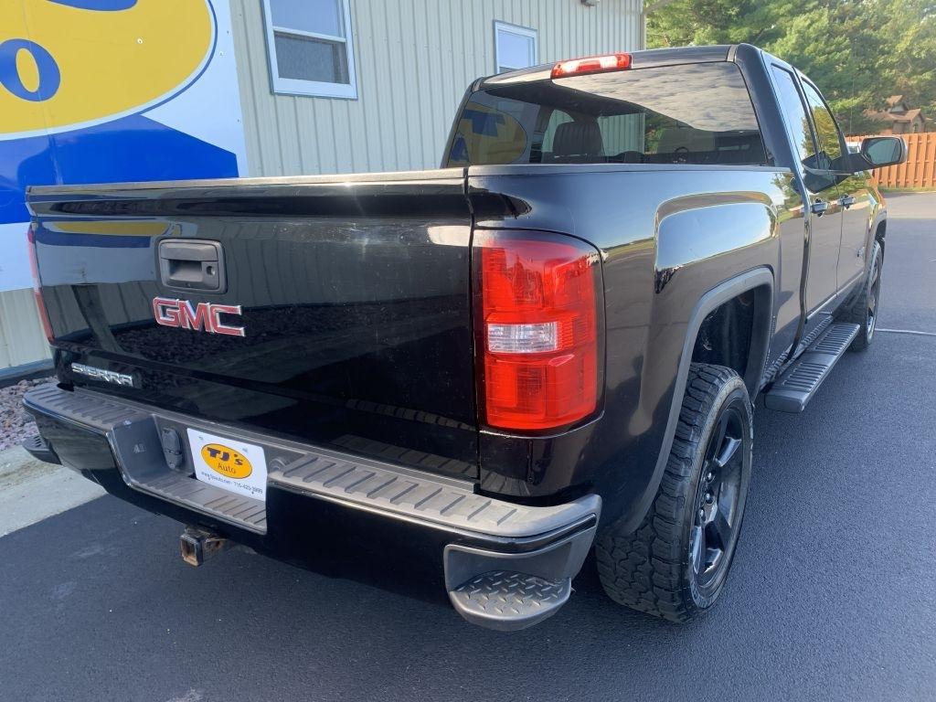 GMC Sierra 1500 Base Double Cab 4WD 2017