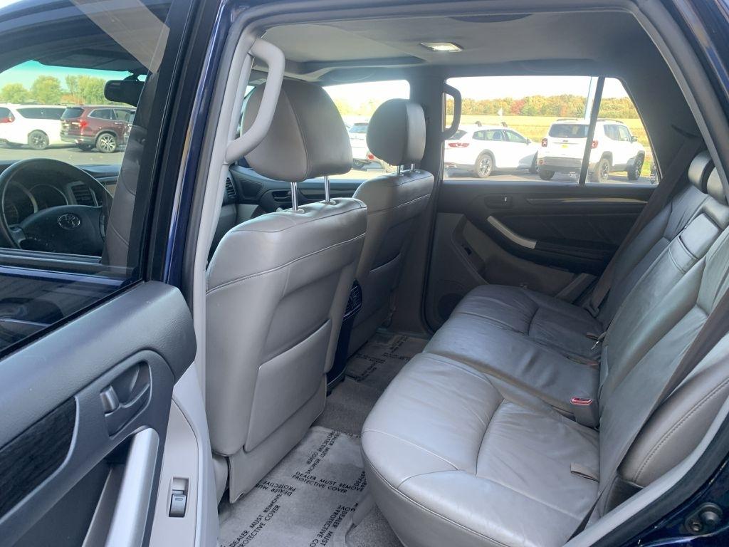 Toyota 4Runner Limited 4WD V8 2006