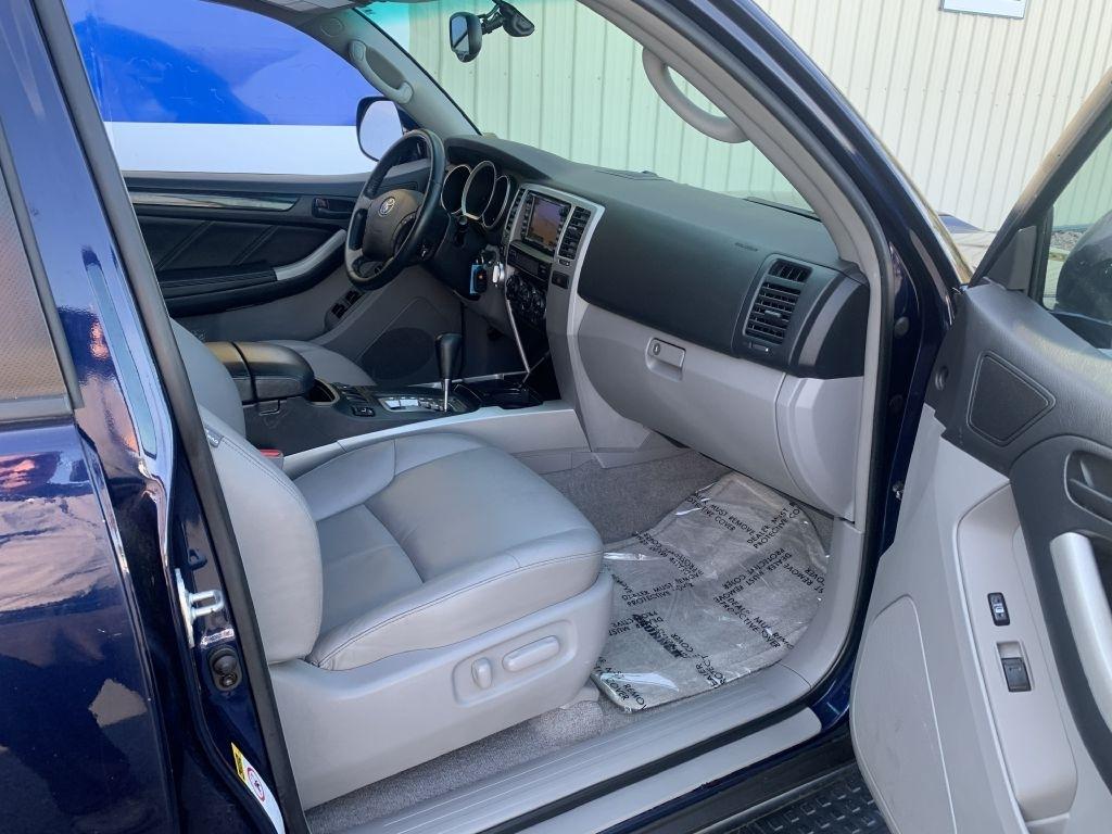 Toyota 4Runner Limited 4WD V8 2006