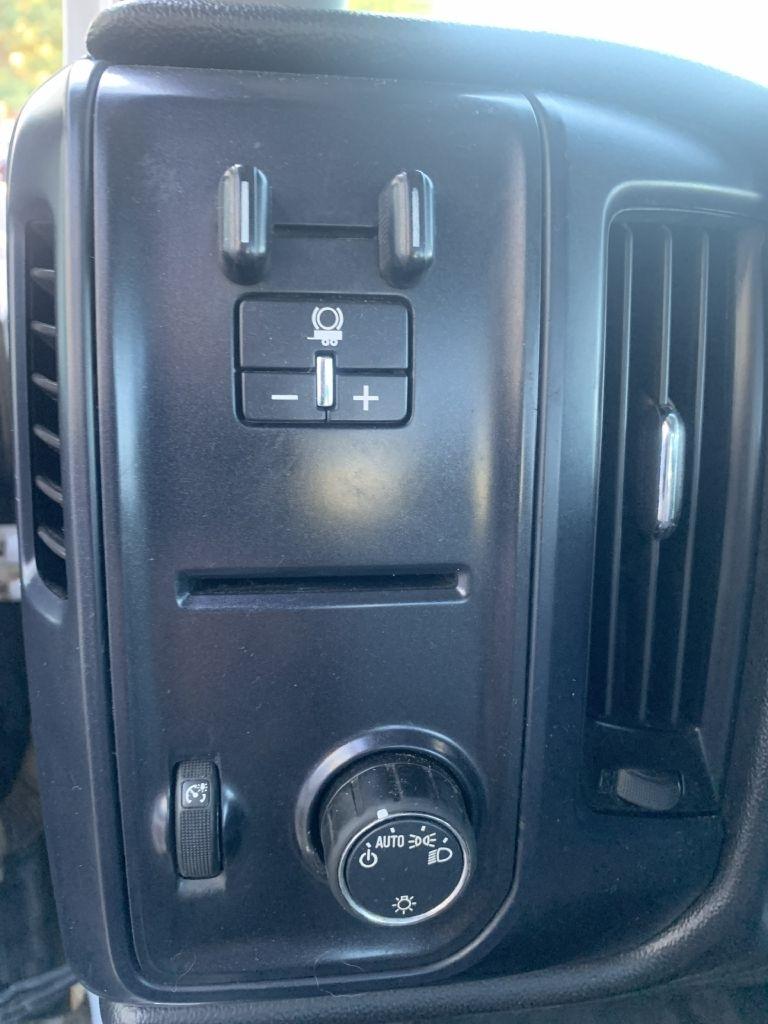 Chevrolet Silverado 3500HD Work Truck Long Box 4WD 2016