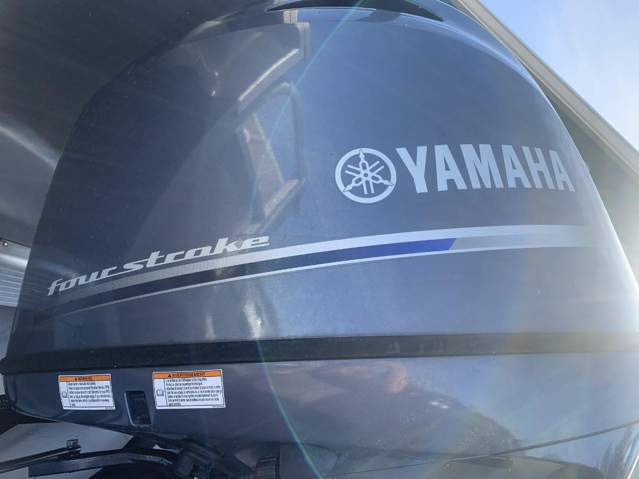 Bennington SX 24  2017