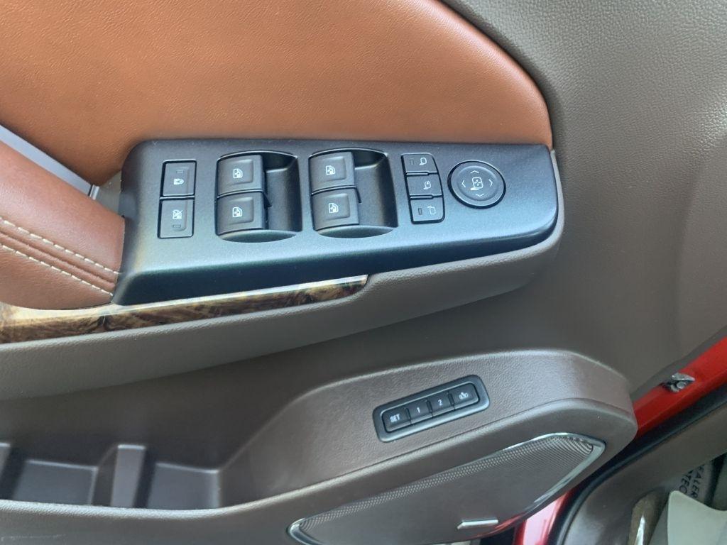 Chevrolet Tahoe LTZ 4WD 2015