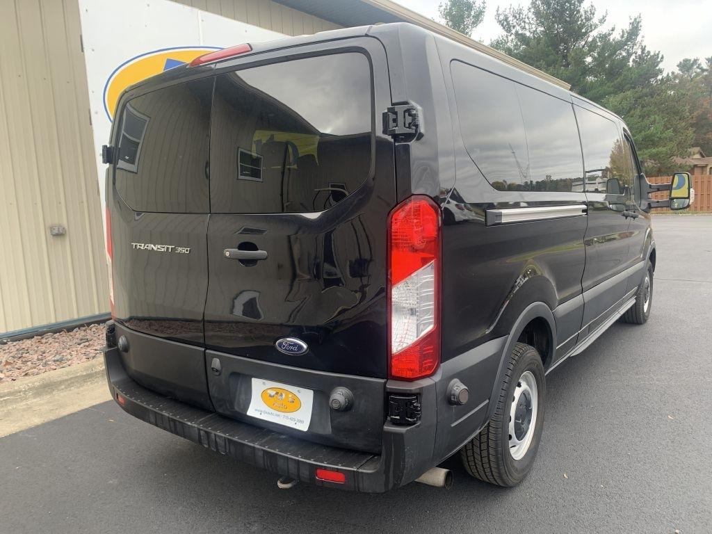 Ford Transit 350 Wagon Low Roof XL w/Sliding Pass. 148-in. WB 2020