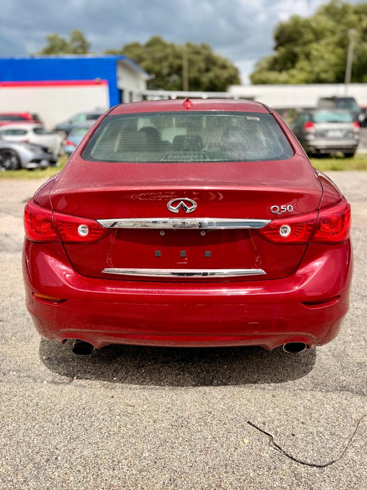 Infiniti Q50 Base 2015