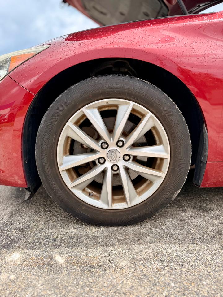 Infiniti Q50 Base 2015